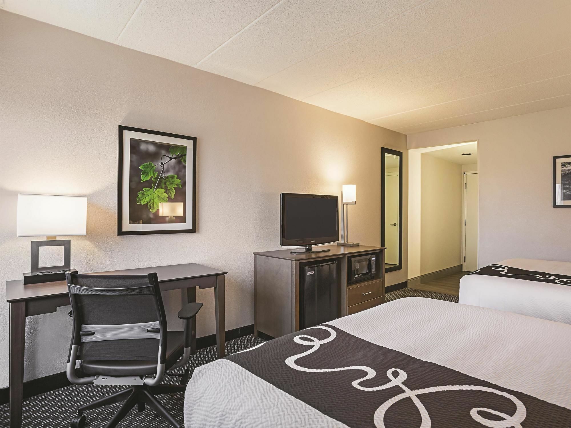 La Quinta By Wyndham Baltimore N / White Marsh Rosedale Kültér fotó
