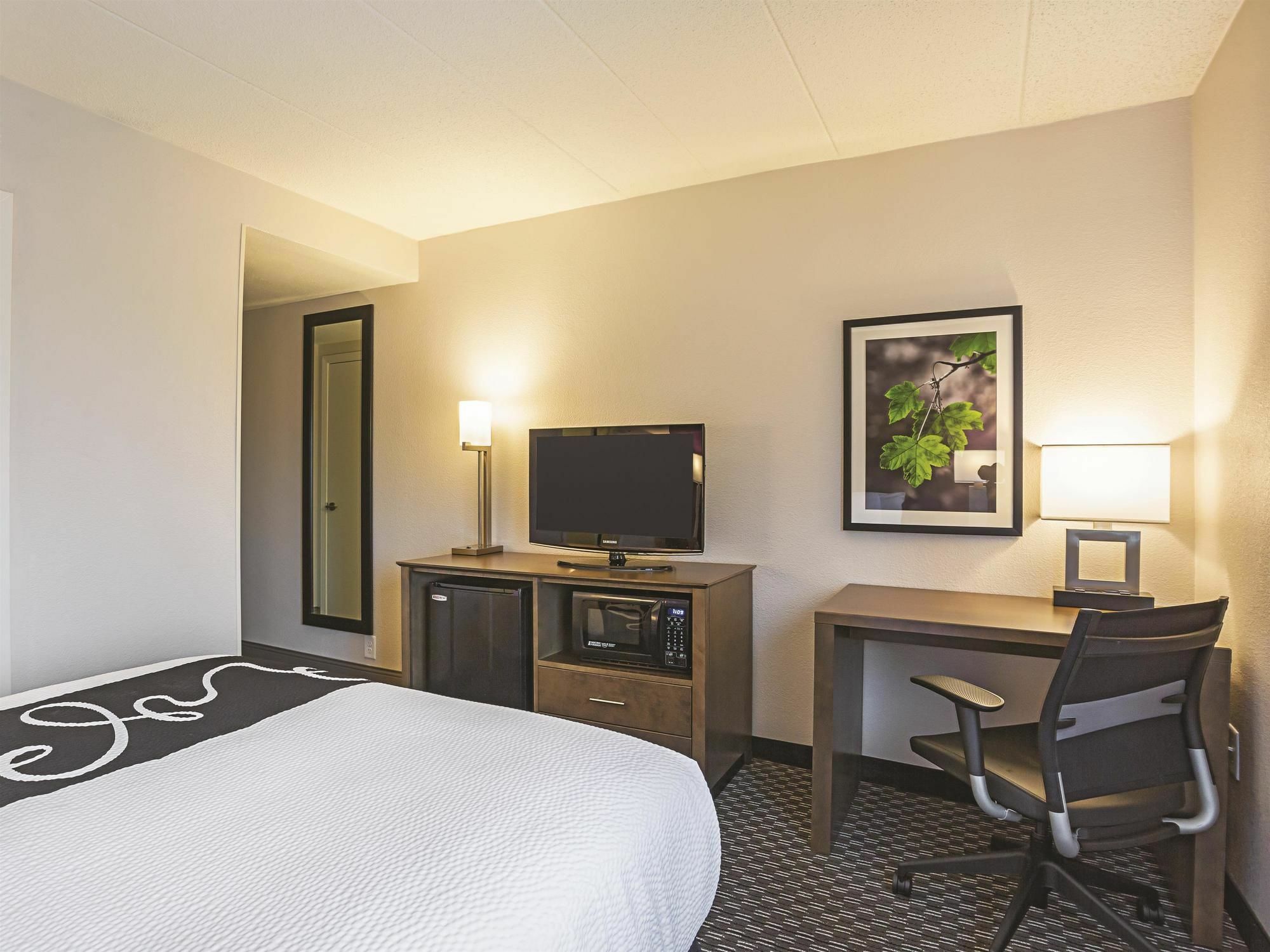 La Quinta By Wyndham Baltimore N / White Marsh Rosedale Kültér fotó